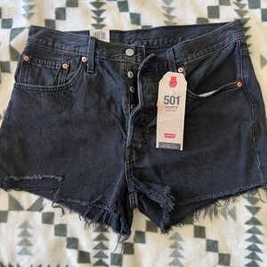 Levi's Women's Black 501 Jean Shorts size 31